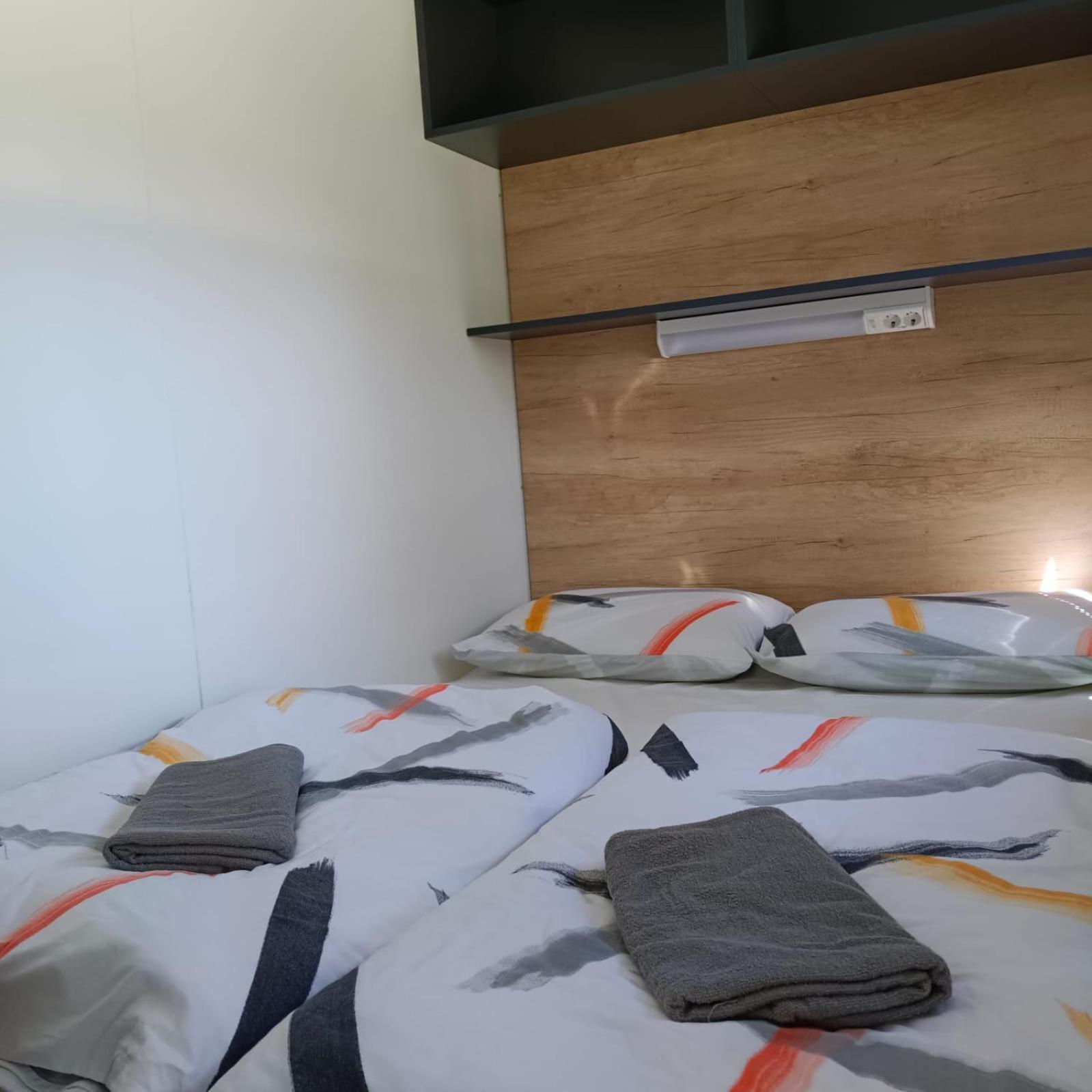 מלון Ražanac Camping Planik מראה חיצוני תמונה