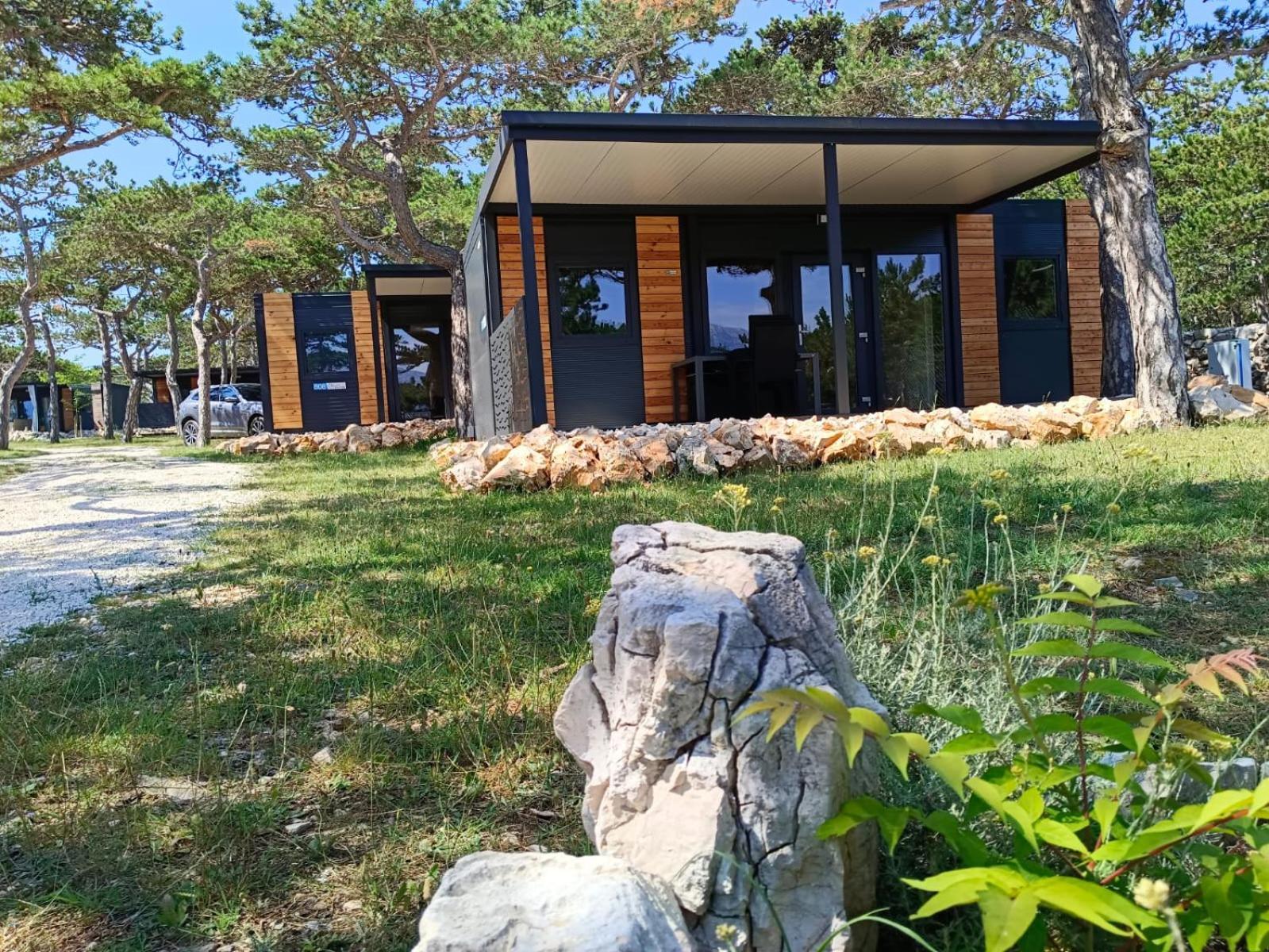 מלון Ražanac Camping Planik מראה חיצוני תמונה