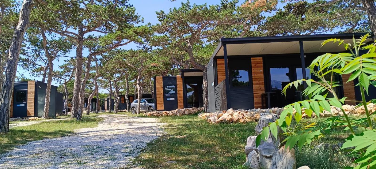 מלון Ražanac Camping Planik מראה חיצוני תמונה