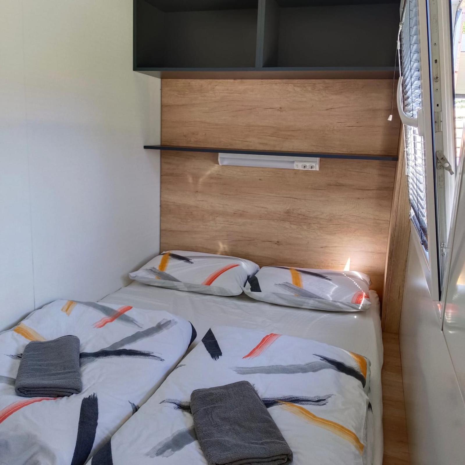 מלון Ražanac Camping Planik מראה חיצוני תמונה