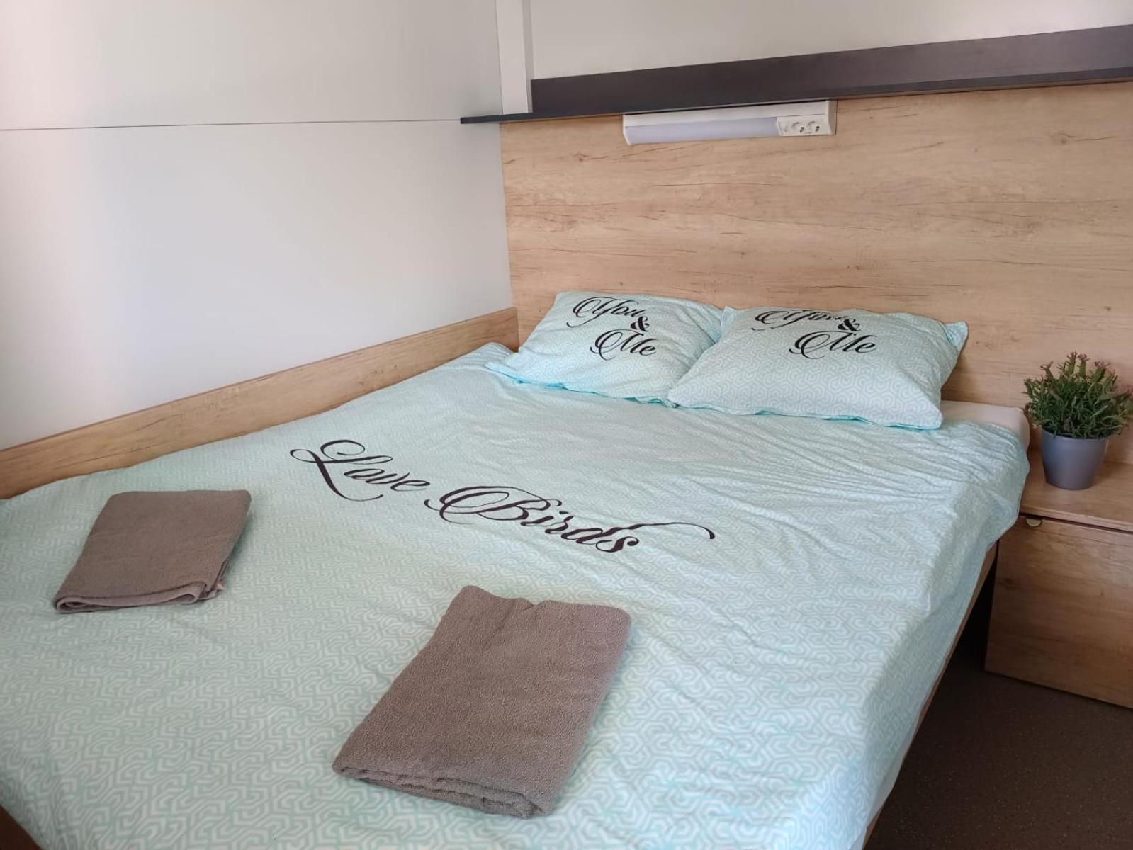 מלון Ražanac Camping Planik מראה חיצוני תמונה