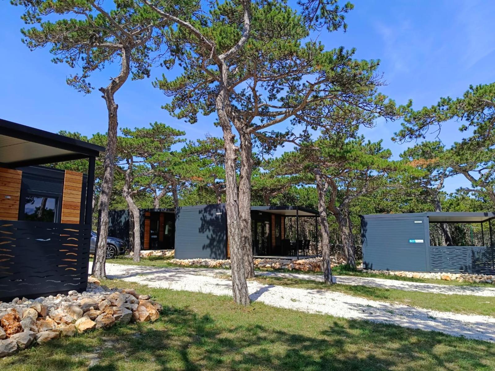 מלון Ražanac Camping Planik מראה חיצוני תמונה