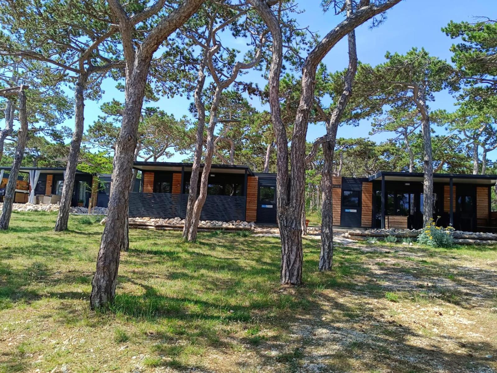 מלון Ražanac Camping Planik מראה חיצוני תמונה